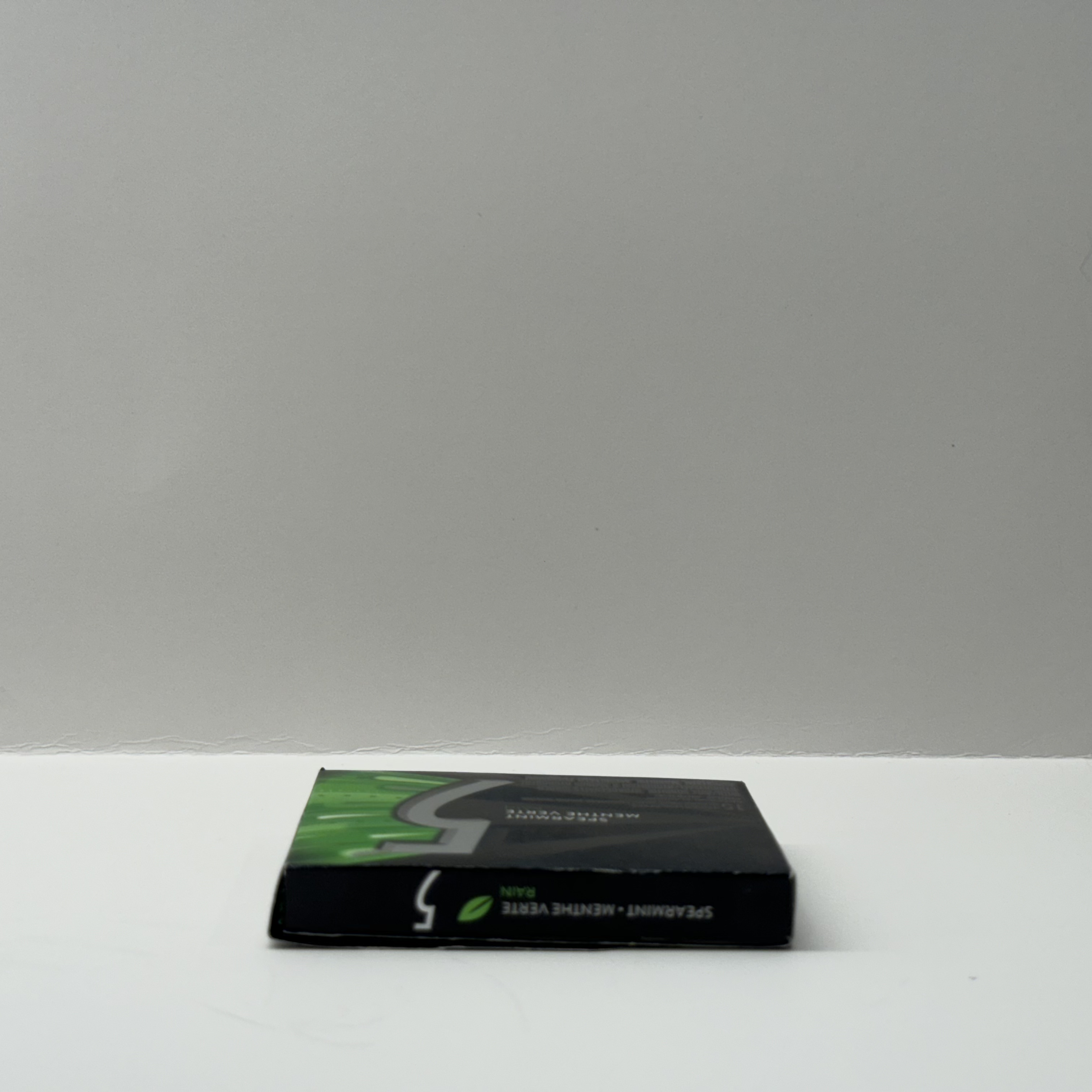 pGumball box side (top)